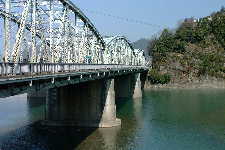 11:$B8$;366(B/Inuyama Bridge