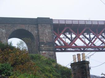 Forth Rail Bridge -- northern arch spans and the deck truss